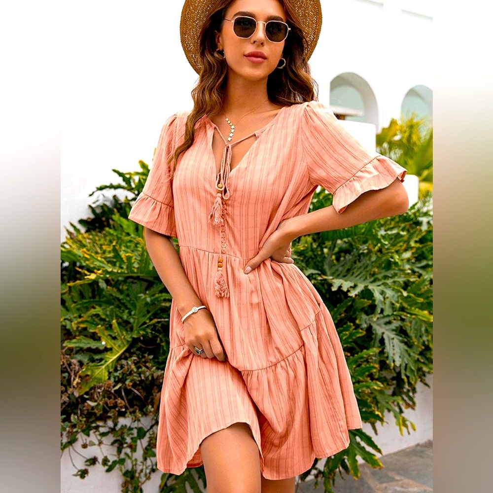 L MinkPink New Women Summer Dress Ruffle Bottom V-Neck 3/4 Sleeve Peach color